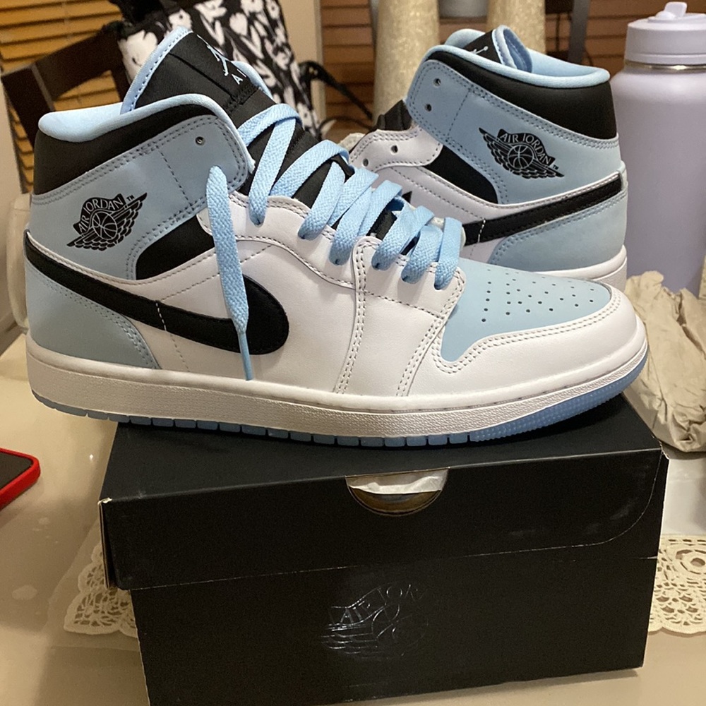 Jordan 1 - Picture 3 of 4
